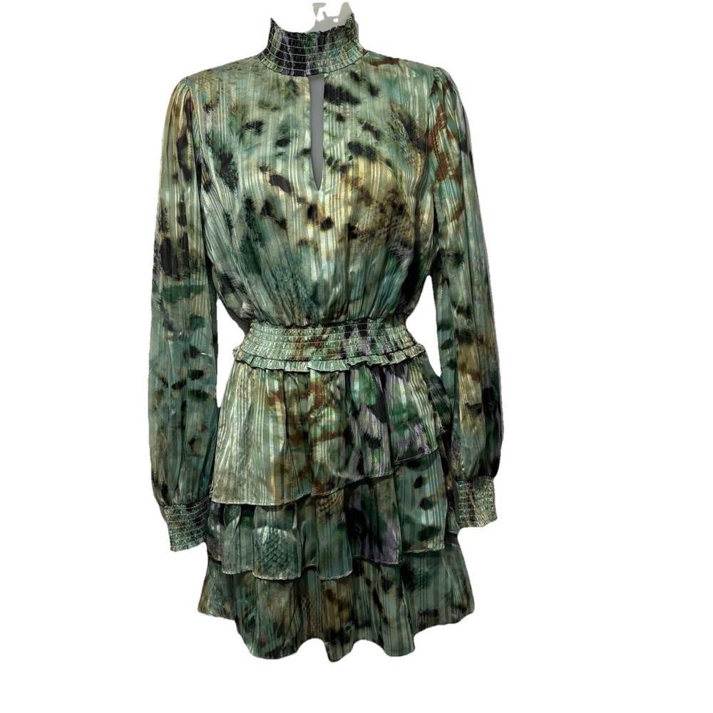 Socialite‎ Abstract Smocked Flutter Sleeve Mini Dress Sz XS Gold Metallic - Picture 2 of 8